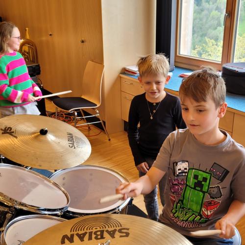 workshop der MK Wattenberg mit den Volksschülern