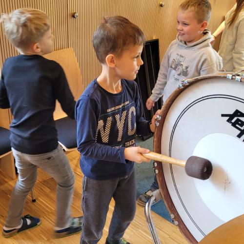 workshop der MK Wattenberg mit den Volksschülern