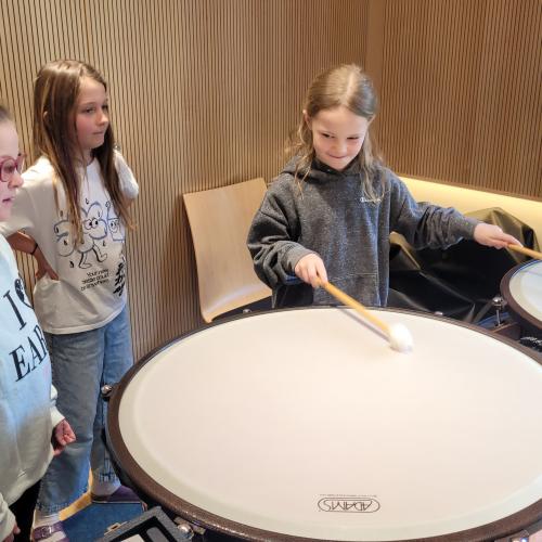workshop der MK Wattenberg mit den Volksschülern