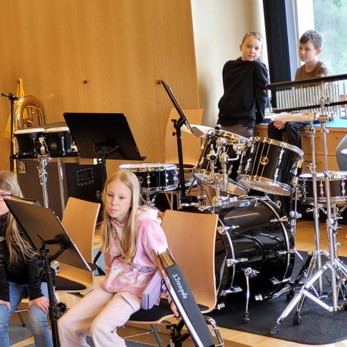 workshop der MK Wattenberg mit den Volksschülern