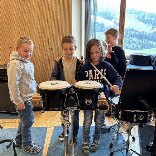 workshop der MK Wattenberg mit den Volksschülern