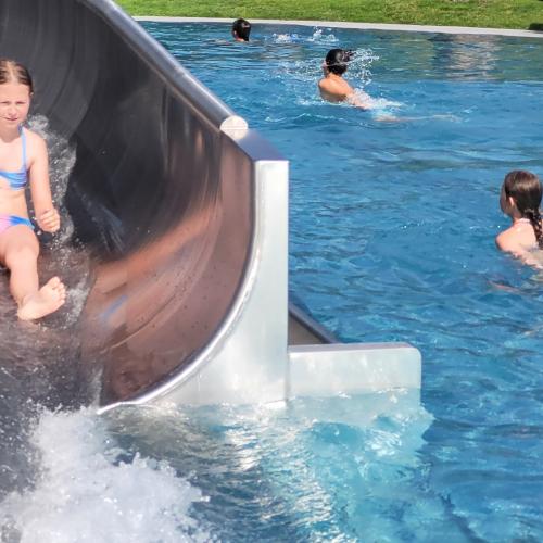 Schwimmtag im Alpenbad Wattens Juni 2024
