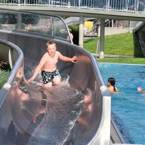 Schwimmtag im Alpenbad Wattens Juni 2024