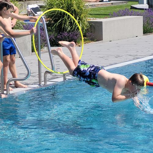 Schwimmtag im Alpenbad Wattens Juni 2024