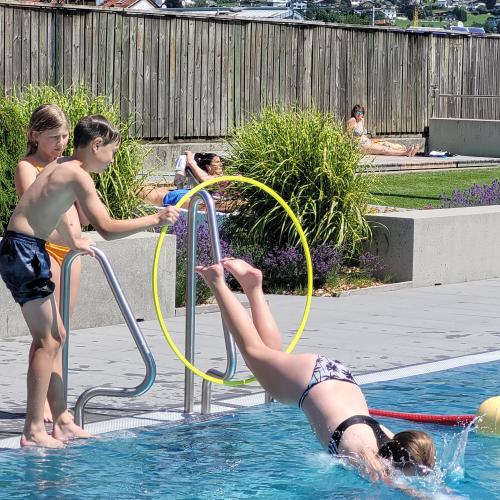 Schwimmtag im Alpenbad Wattens Juni 2024