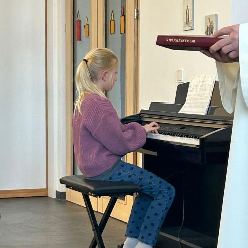 Adventkranzweihe 2025